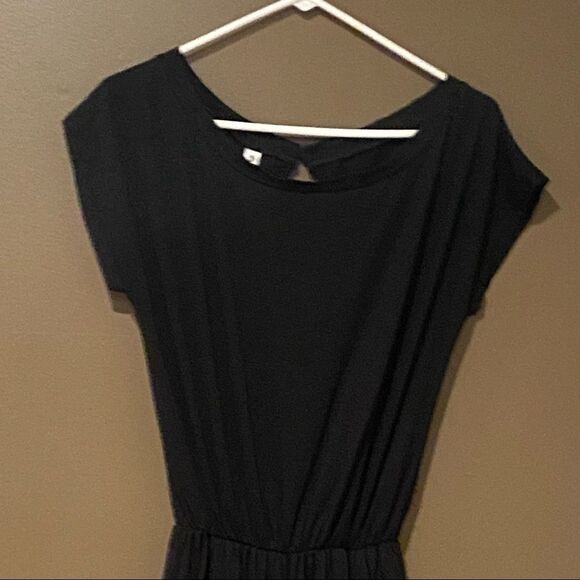 Angashion Black Jumpsuit Size Med NWT - Picture 6 of 10